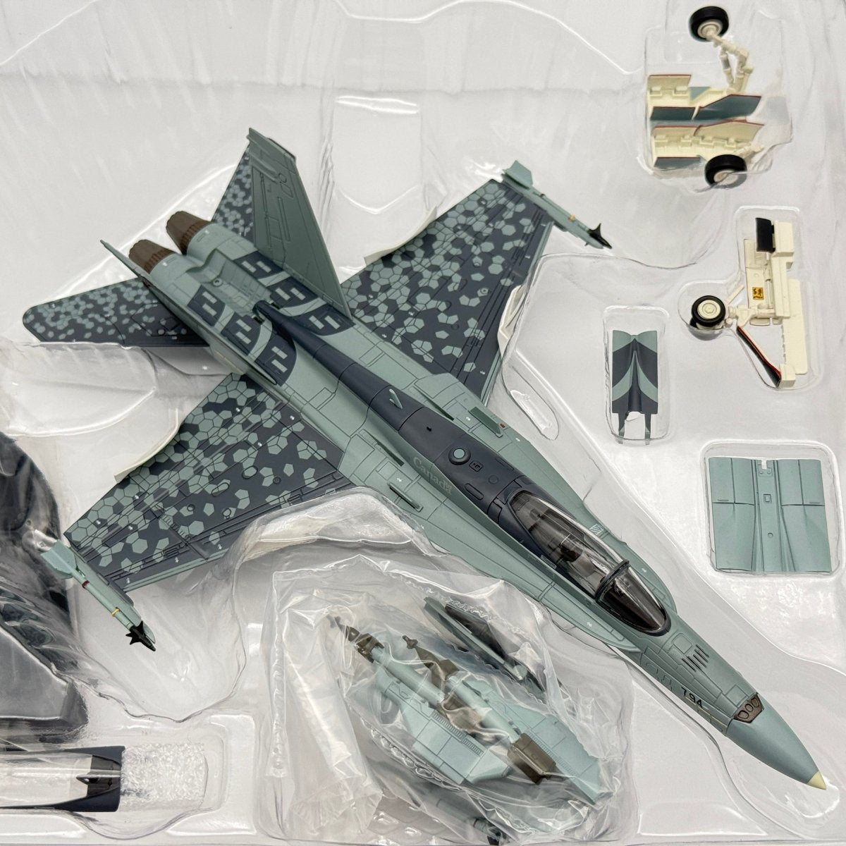 Hobby Master HA3576 1:72 CF - 18 Hornet RCAF Demonstration Team 2022 - Hobby Master