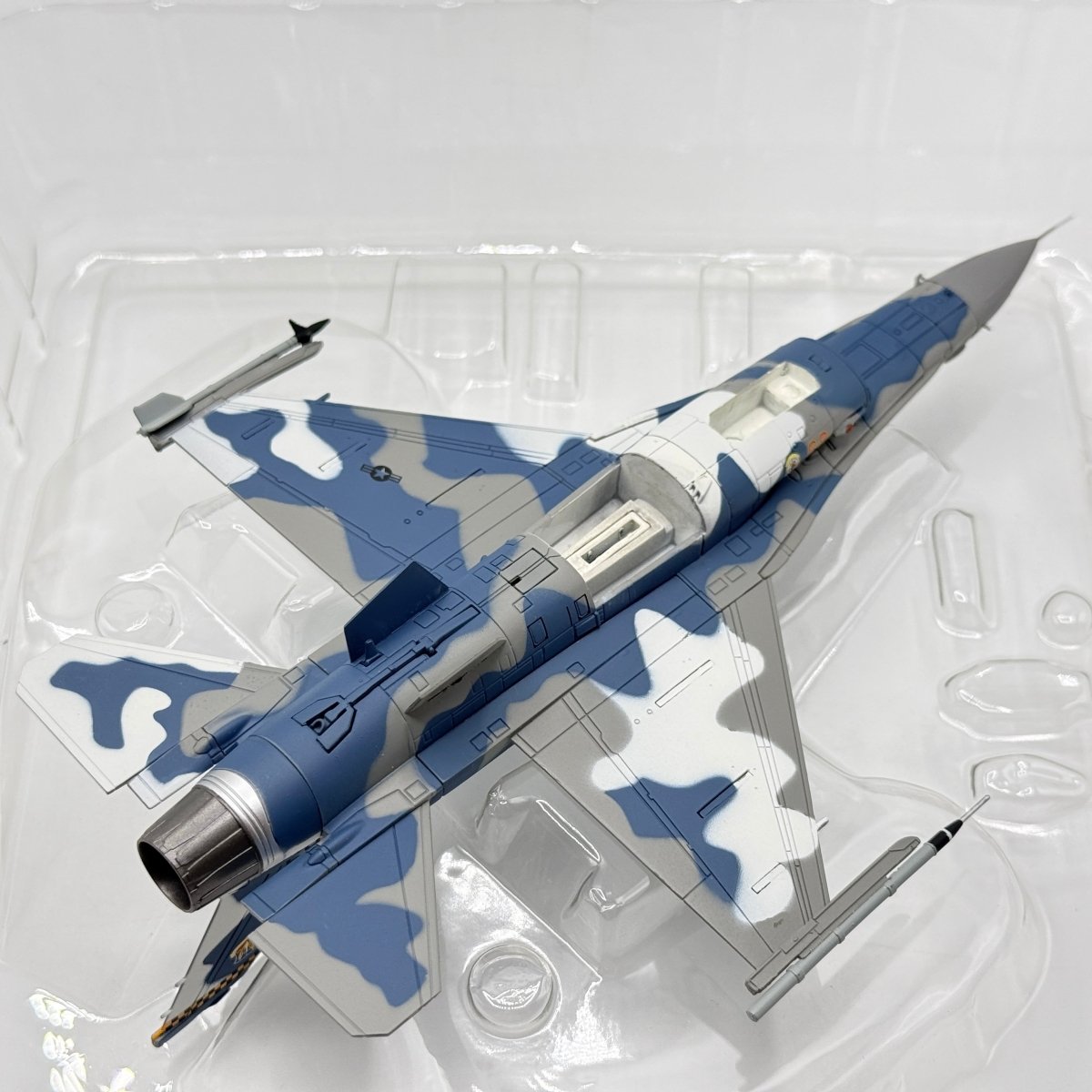 Hobby Master HA3808 1:72 F - 16C+ Block 32, 86 - 0269 WA, 64th Aggressor Nellis - Hobby Master