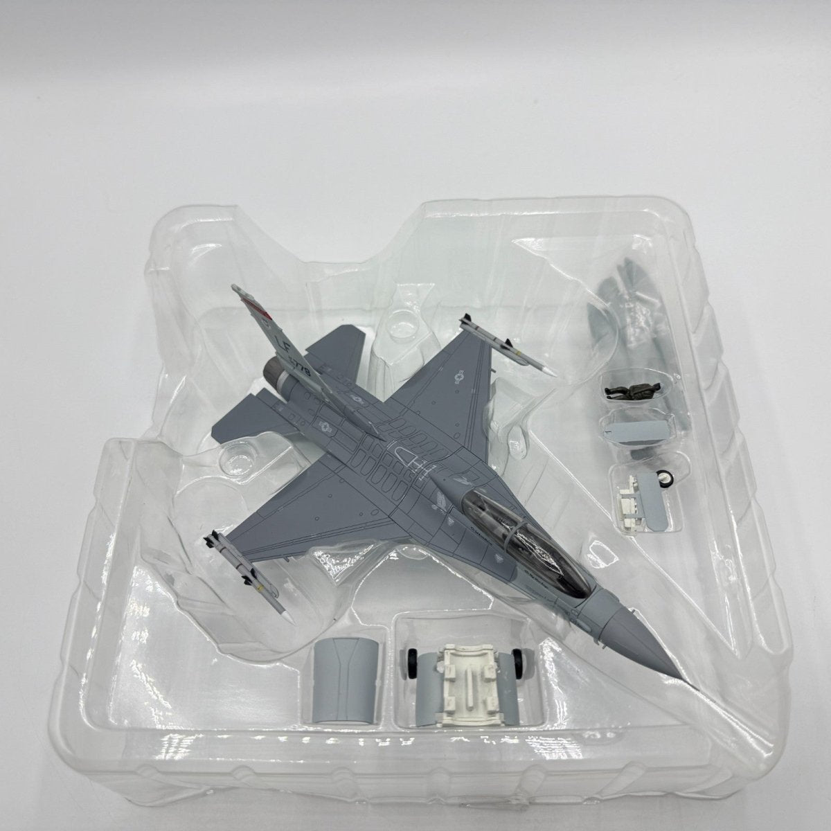 Hobby Master HA3813 1:72 F - 16DG "Foxbat Killer" 90 - 0778, 63rd FS 56th FW 1993 - Hobby Master