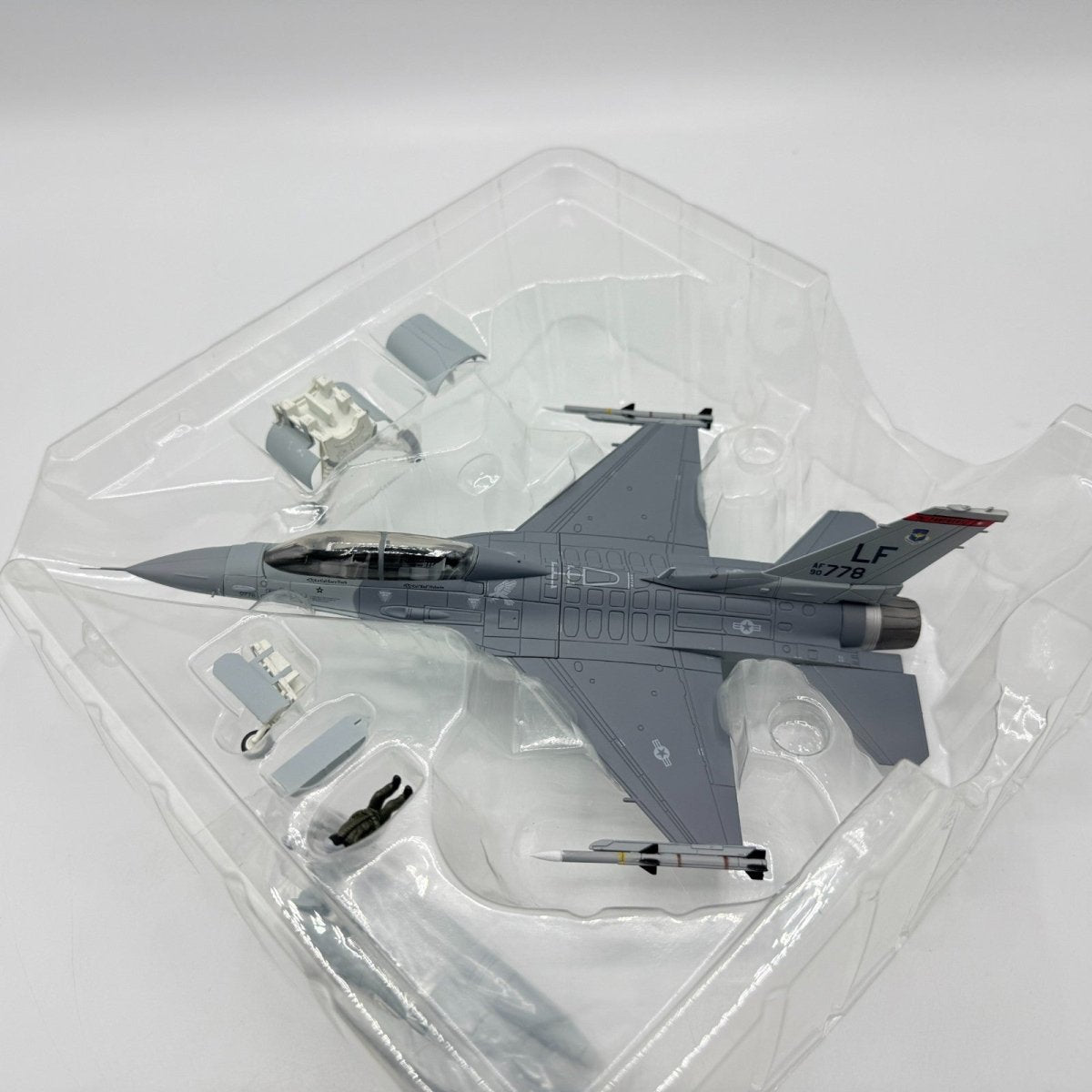 Hobby Master HA3813 1:72 F - 16DG "Foxbat Killer" 90 - 0778, 63rd FS 56th FW 1993 - Hobby Master