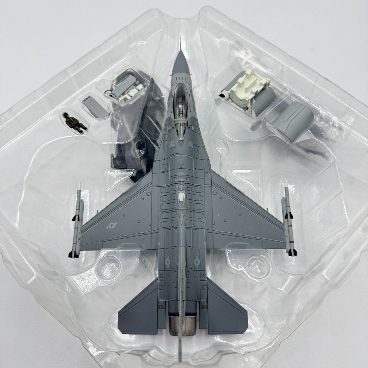 Hobby Master HA3830 1:72 F - 16CJ Fighting Falcon, 91 - 0389 SW, Unified Protector - Hobby Master
