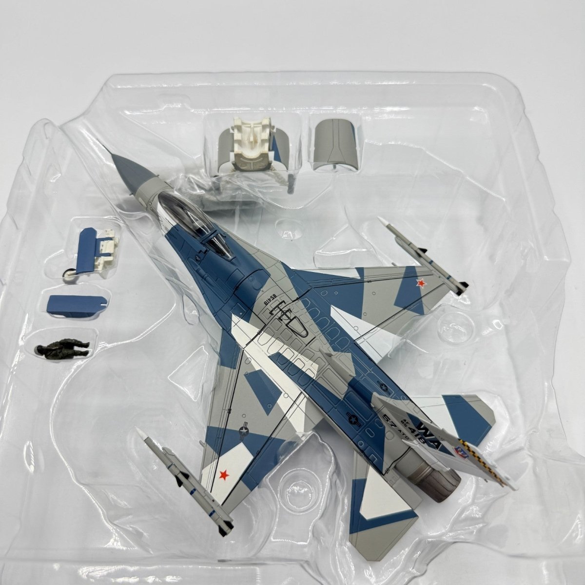 Hobby Master HA3854 1:72 F - 16C Blk 25 Splinter, 85 - 0418 WA, 64th Aggressor 2016 - Hobby Master