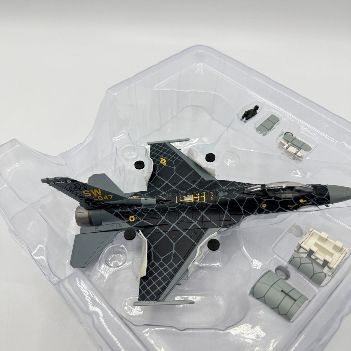 Hobby Master HA3883 1:72 F - 16C Venom Scheme, 64 - 0047, USAF Demo Team 2020 - Hobby Master