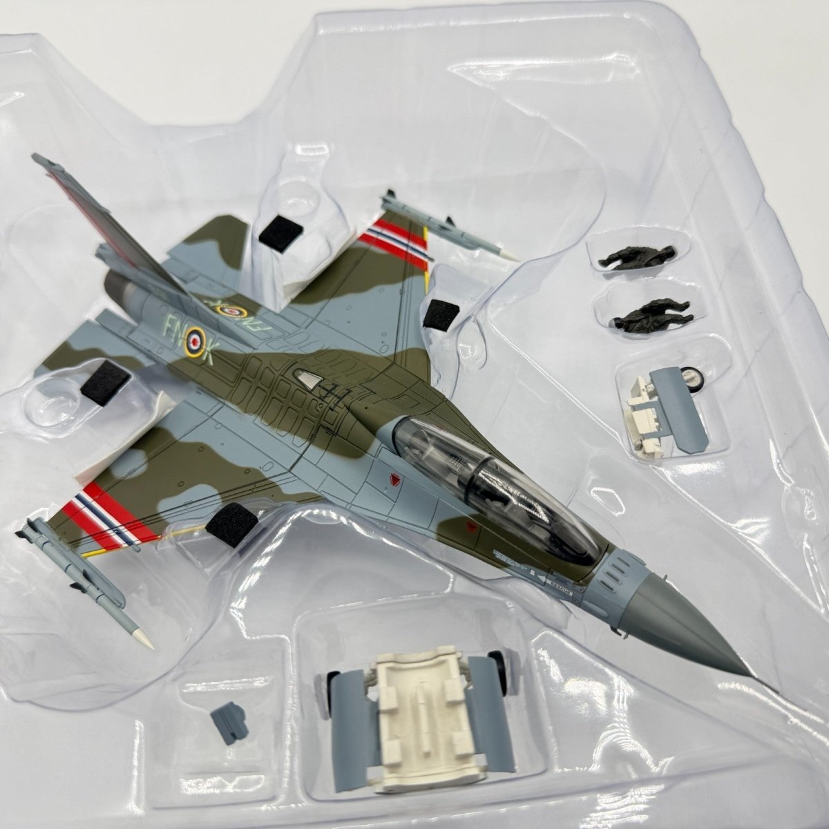 Hobby Master HA3898 1:72 F - 16BM Fighting Falcon RNorAF 691/FN - K 2019 Diecast - Hobby Master