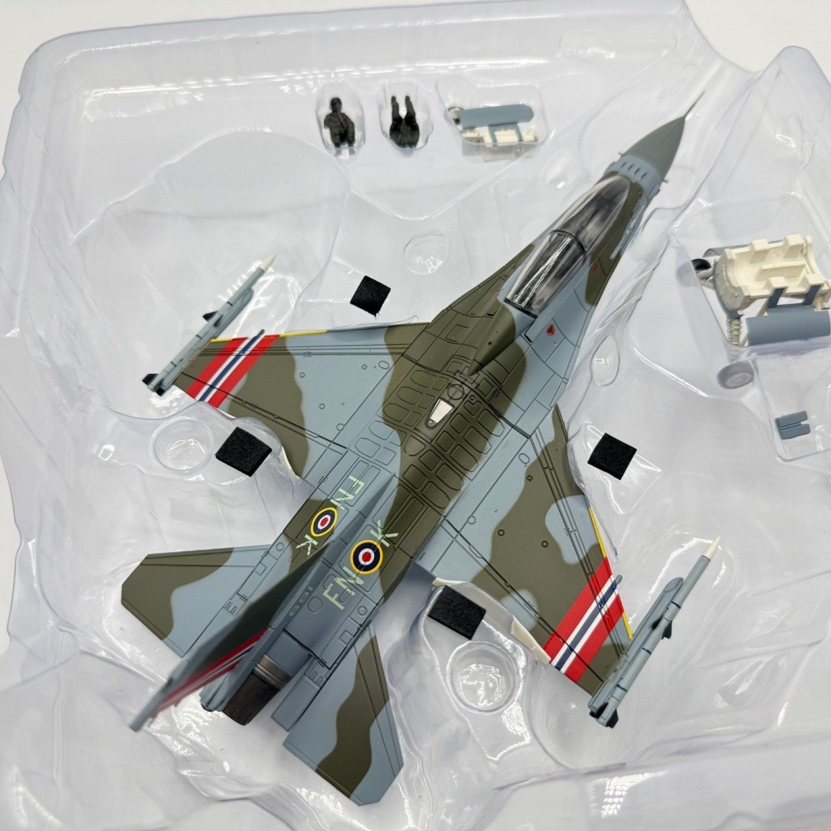 Hobby Master HA3898 1:72 F - 16BM Fighting Falcon RNorAF 691/FN - K 2019 Diecast - Hobby Master