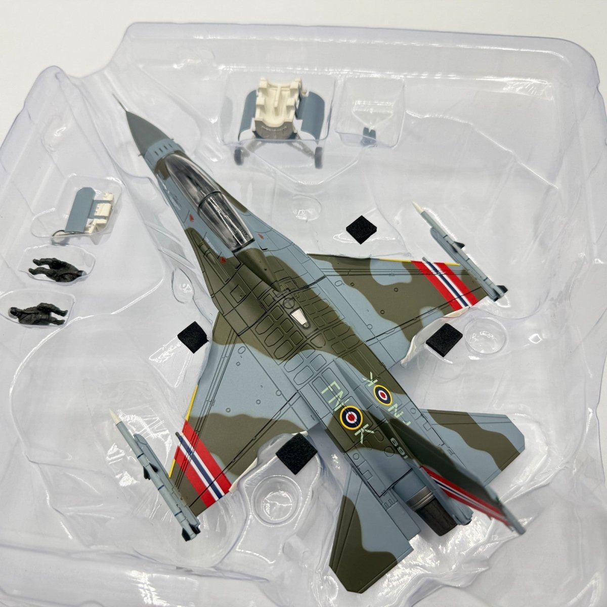 Hobby Master HA3898 1:72 F - 16BM Fighting Falcon RNorAF 691/FN - K 2019 Diecast - Hobby Master