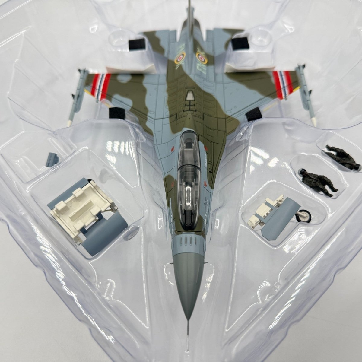 Hobby Master HA3898 1:72 F - 16BM Fighting Falcon RNorAF 691/FN - K 2019 Diecast - Hobby Master