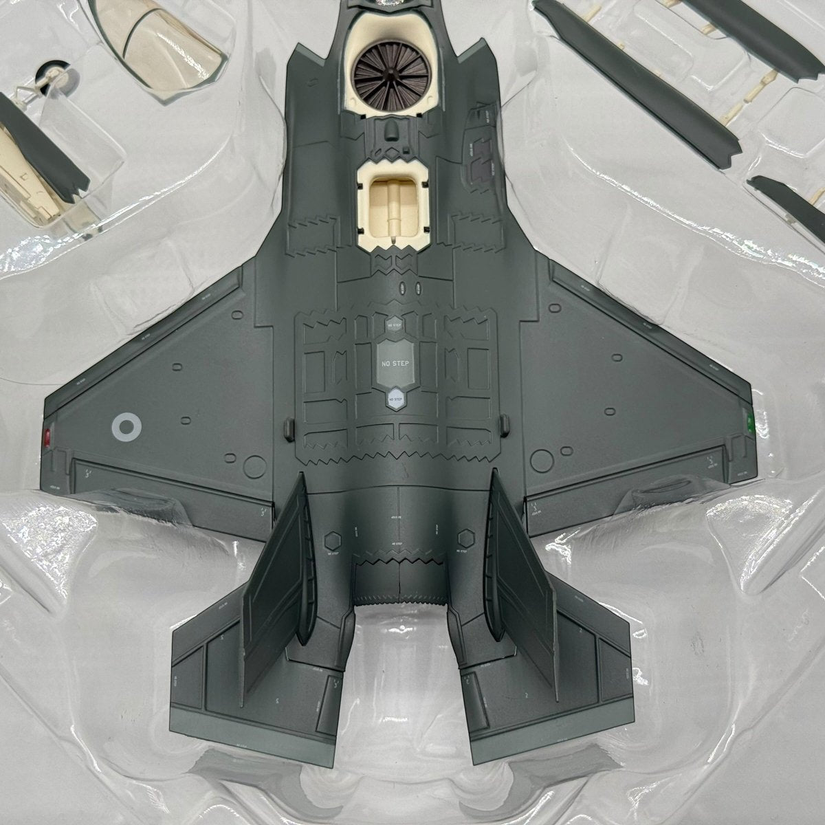 Hobby Master HA4614 1:72 Lockheed F - 35B Lightning II RAF 617 Sqn 2021 - Hobby Master