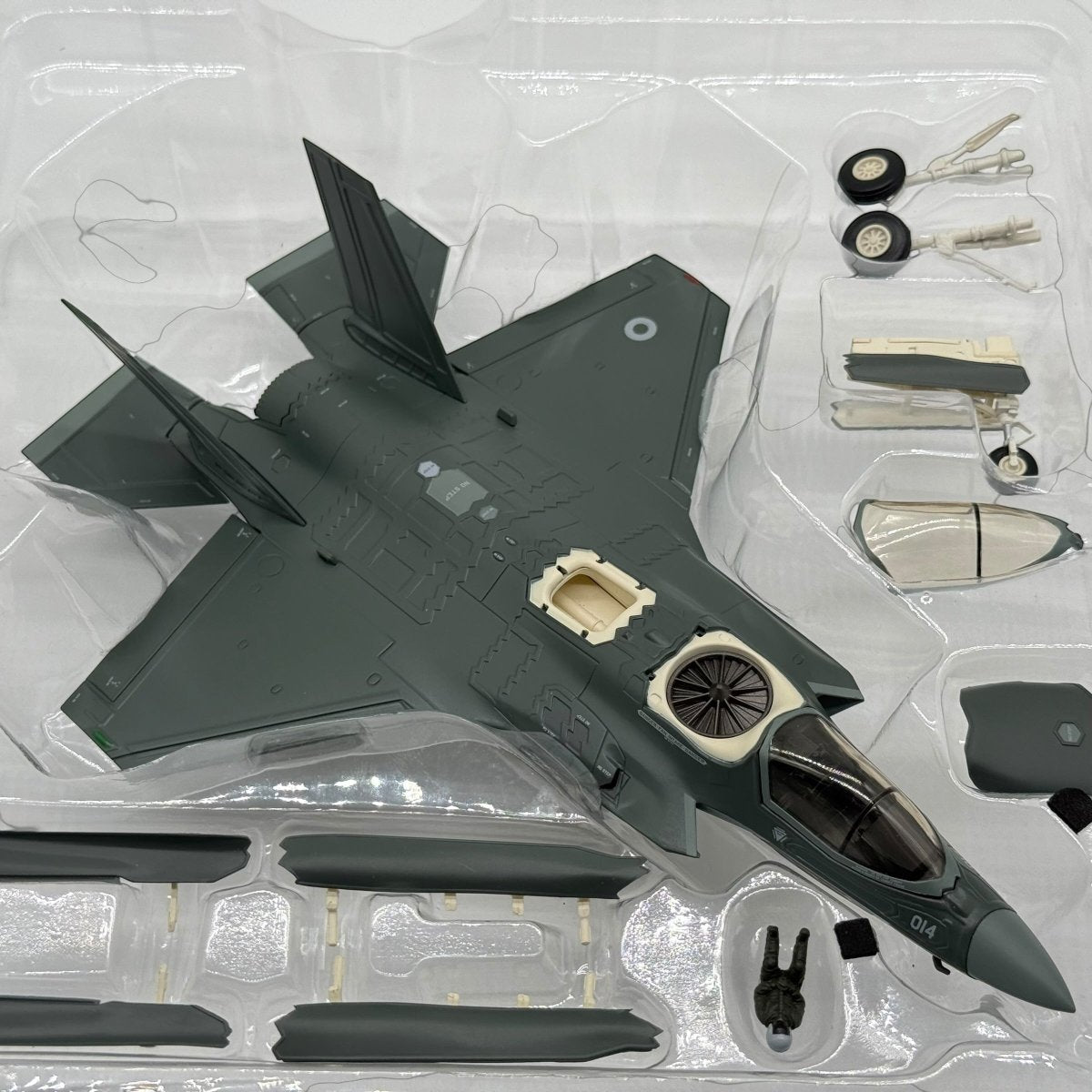 Hobby Master HA4614 1:72 Lockheed F - 35B Lightning II RAF 617 Sqn 2021 - Hobby Master