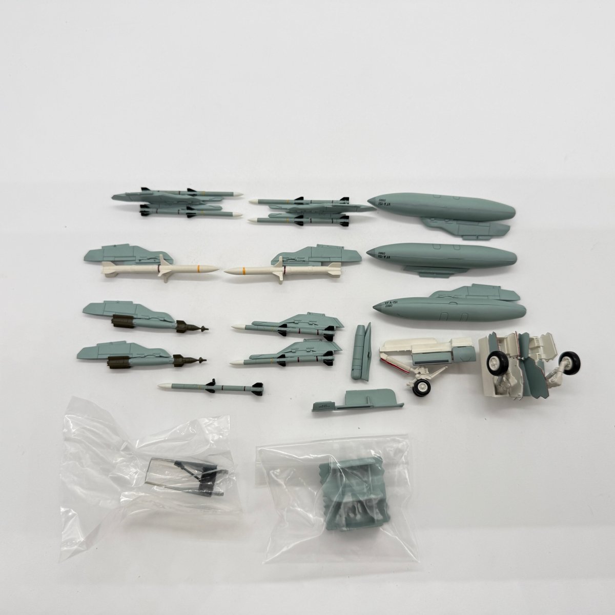 Hobby Master HA5115 1:72 F/A-18E Super Hornet USN VFA-151 Vigilantes - Hobby Master