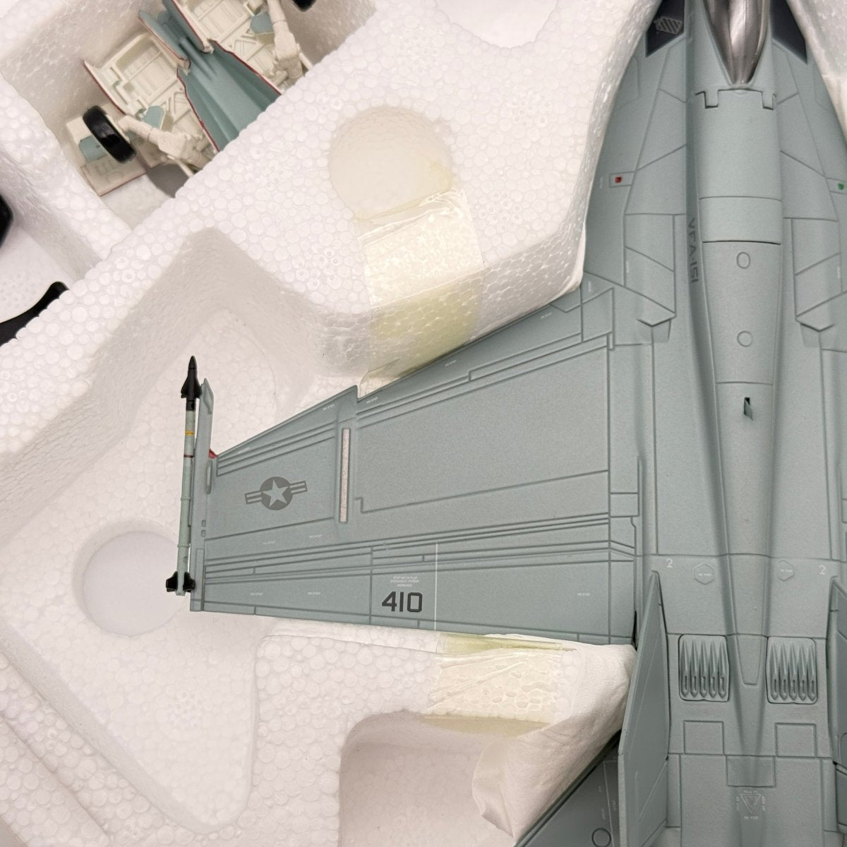Hobby Master HA5115 1:72 F/A - 18E Super Hornet USN VFA - 151 Vigilantes - Hobby Master