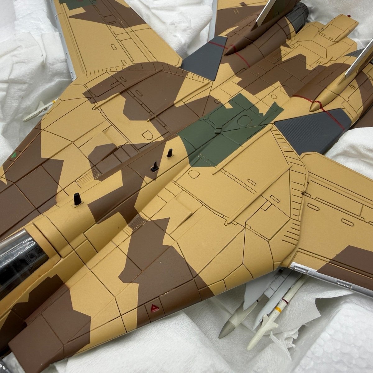 Hobby Master HA5205 1:72 F - 14AM Tomcat 160347 IRIAF 2014 Diecast Aircraft Model - Hobby Master