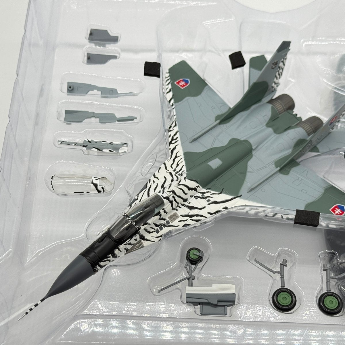 Hobby Master HA6513 1:72 MiG-29A Fulcrum Slovak Air Force Slovak Tiger 2002 - Hobby Master