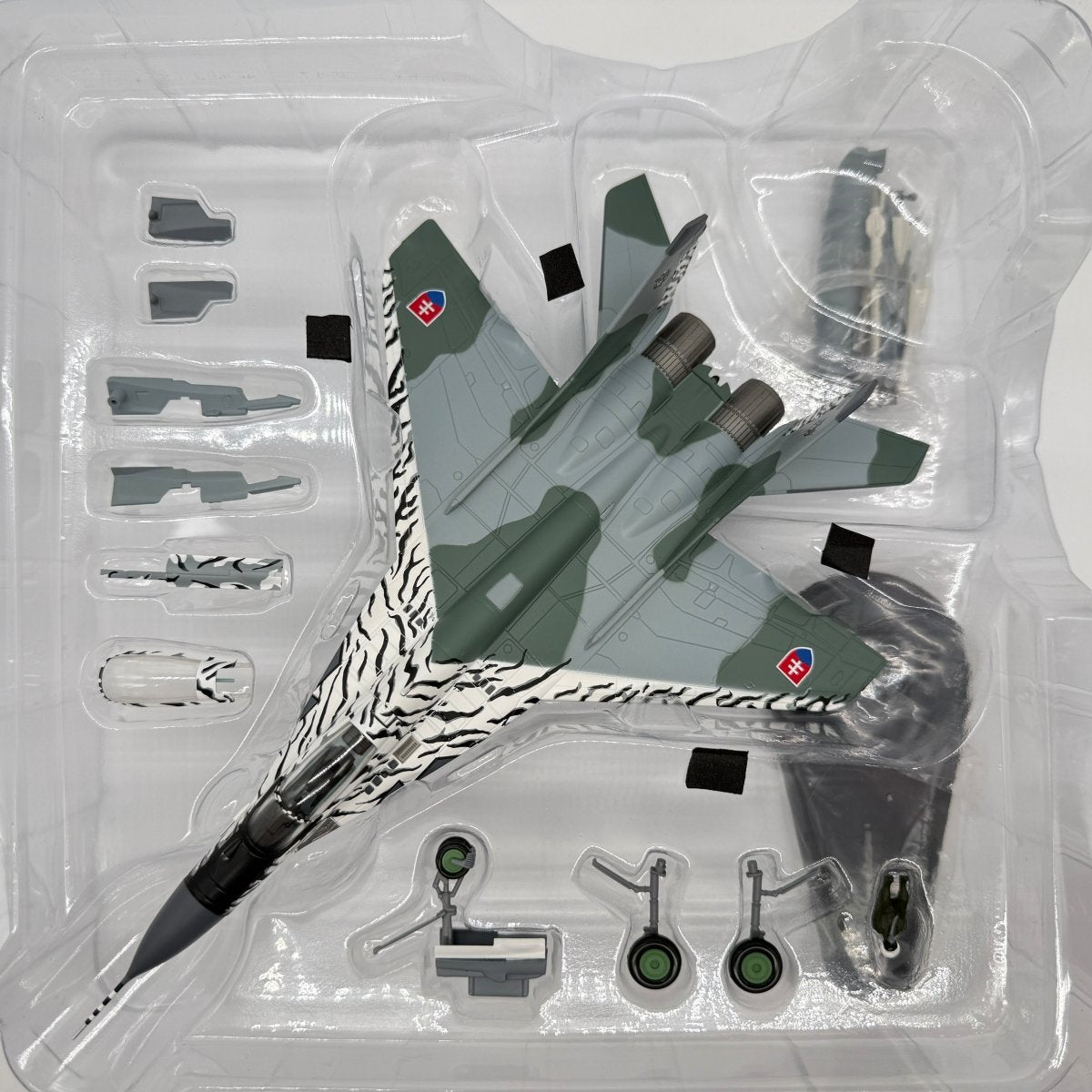 Hobby Master HA6513 1:72 MiG-29A Fulcrum Slovak Air Force Slovak Tiger 2002 - Hobby Master