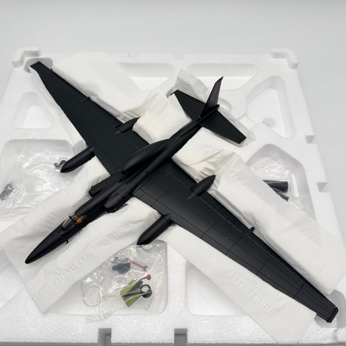 Hobby Master HA6903 1:72 Lockheed U - 2S Dragon Lady 80 - 1074 Fairford 2014 - Hobby Master