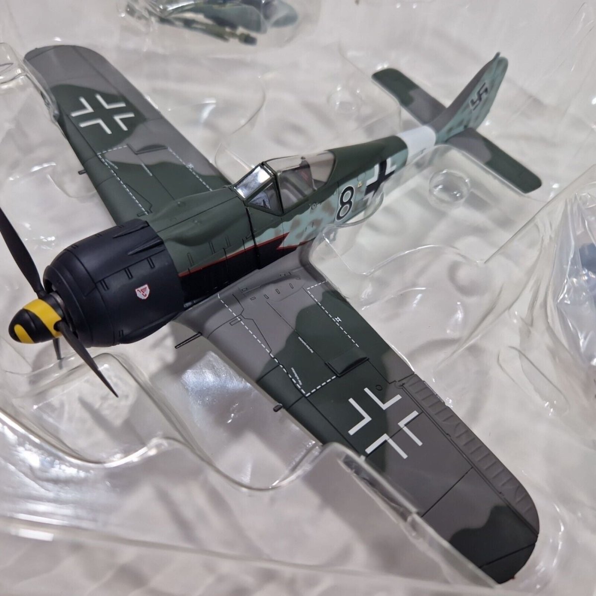 Hobby Master 1:48 FW - 190 A - 8/R2 JG.3 Willi Maximowitz France 1944 Limited Edition HA7404 - Hobby Master