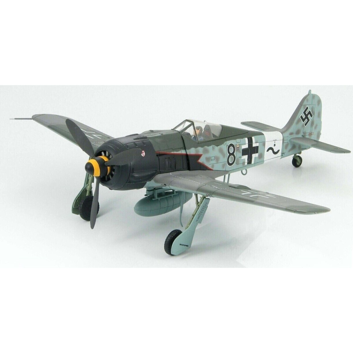 Hobby Master 1:48 FW - 190 A - 8/R2 JG.3 Willi Maximowitz France 1944 Limited Edition HA7404 - Hobby Master