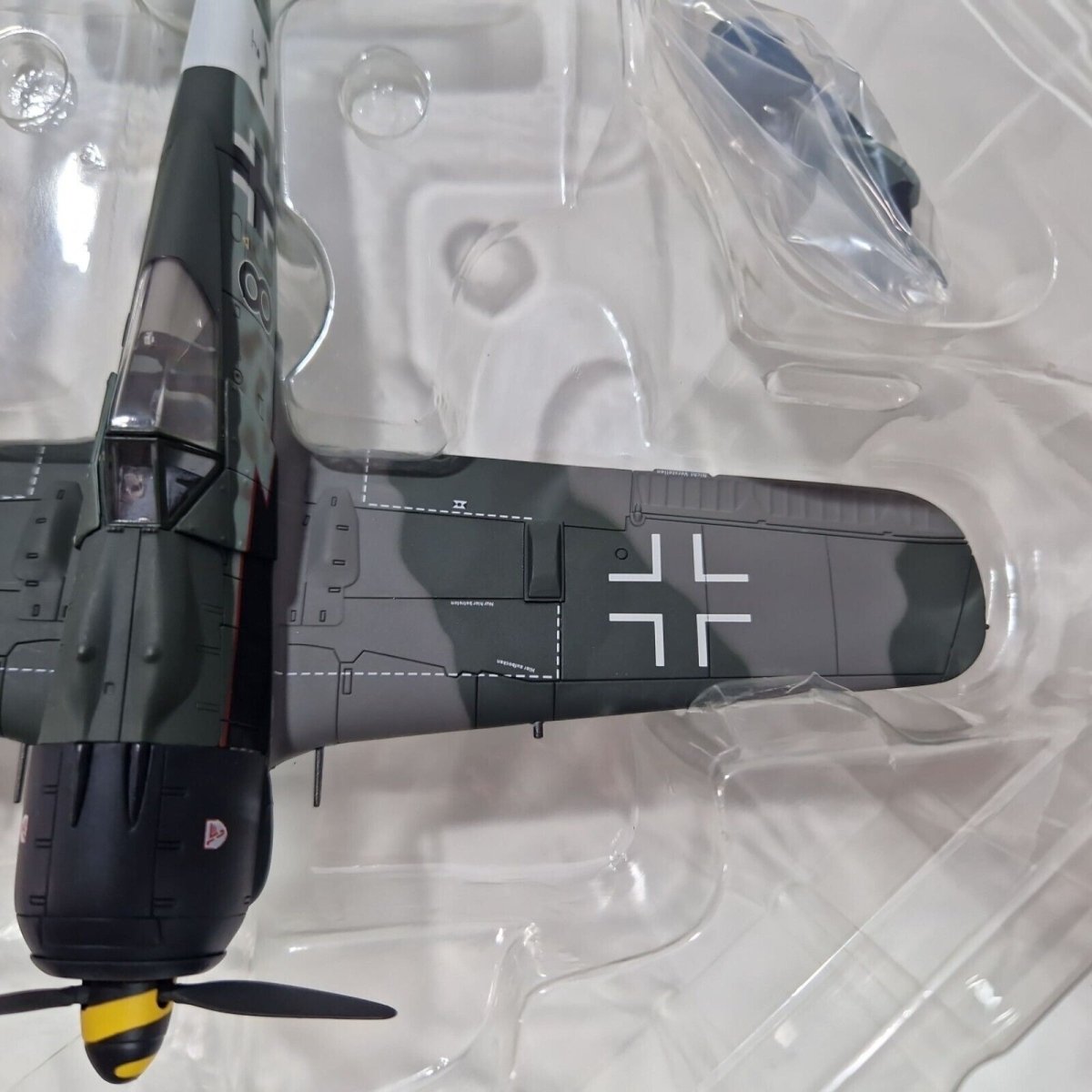 Hobby Master 1:48 FW - 190 A - 8/R2 JG.3 Willi Maximowitz France 1944 Limited Edition HA7404 - Hobby Master