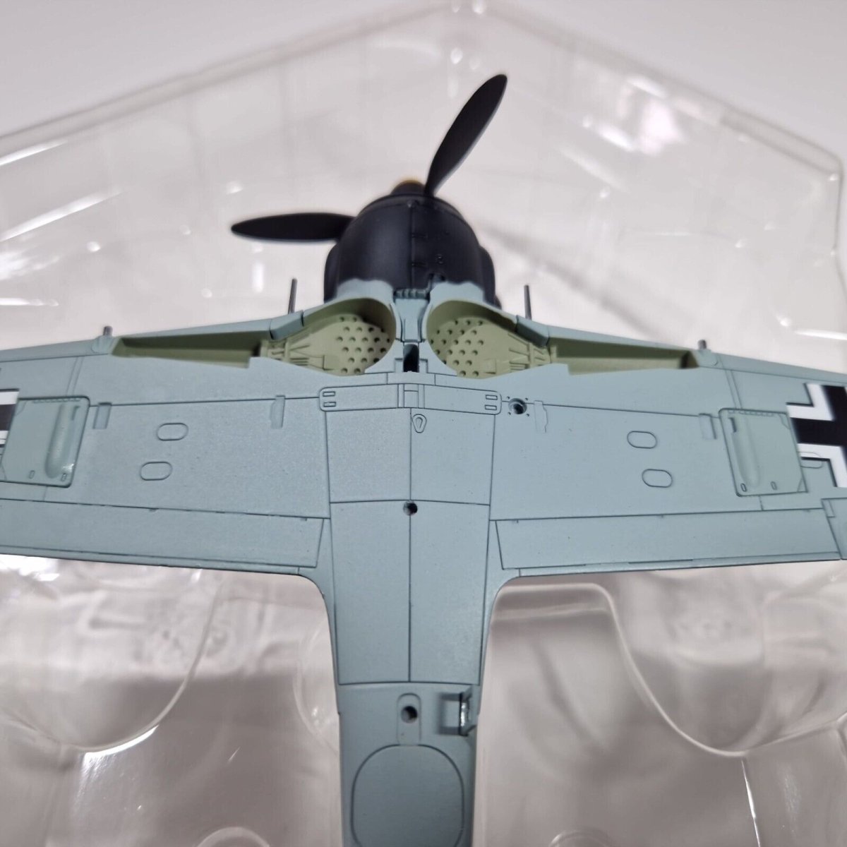 Hobby Master 1:48 FW - 190 A - 8/R2 JG.3 Willi Maximowitz France 1944 Limited Edition HA7404 - Hobby Master