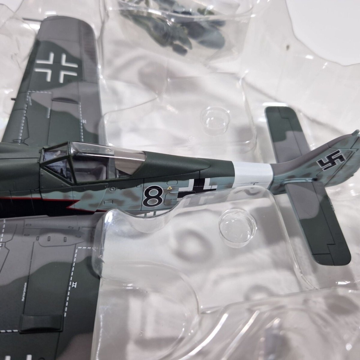 Hobby Master 1:48 FW - 190 A - 8/R2 JG.3 Willi Maximowitz France 1944 Limited Edition HA7404 - Hobby Master