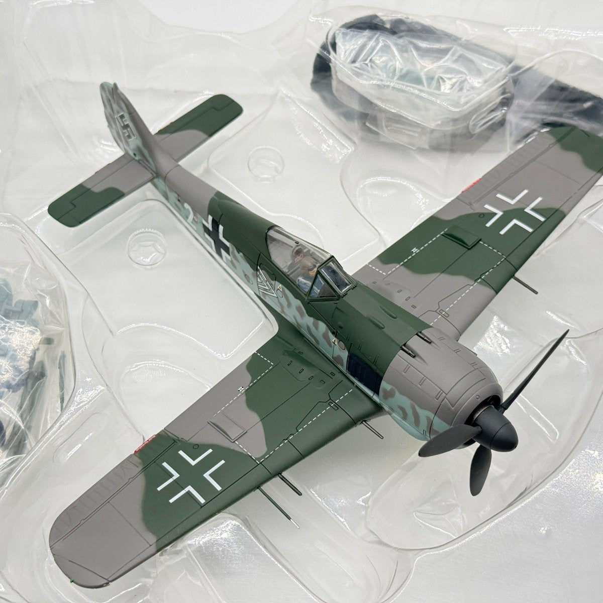 Hobby Master HA7409 1:48 Fw 190A Adolf Galland Berlin - Tempelhof 1944 - Hobby Master