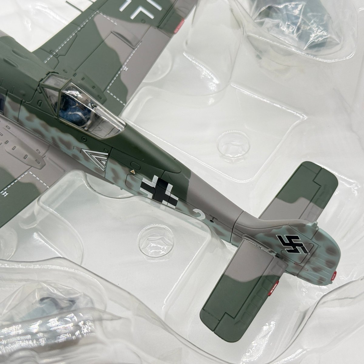 Hobby Master HA7409 1:48 Fw 190A Adolf Galland Berlin - Tempelhof 1944 - Hobby Master