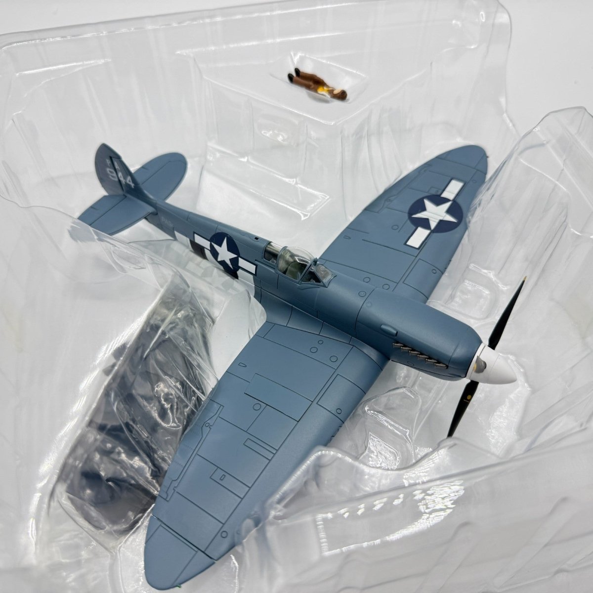 Hobby Master HA7606 1:48 Supermarine Spitfire PR.Mk XI USAAF 7th PRG, 22nd PRS - Hobby Master