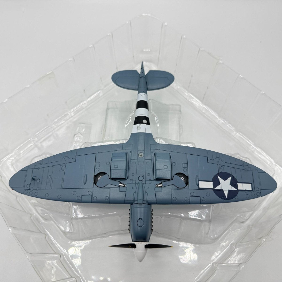 Hobby Master HA7606 1:48 Supermarine Spitfire PR.Mk XI USAAF 7th PRG, 22nd PRS - Hobby Master