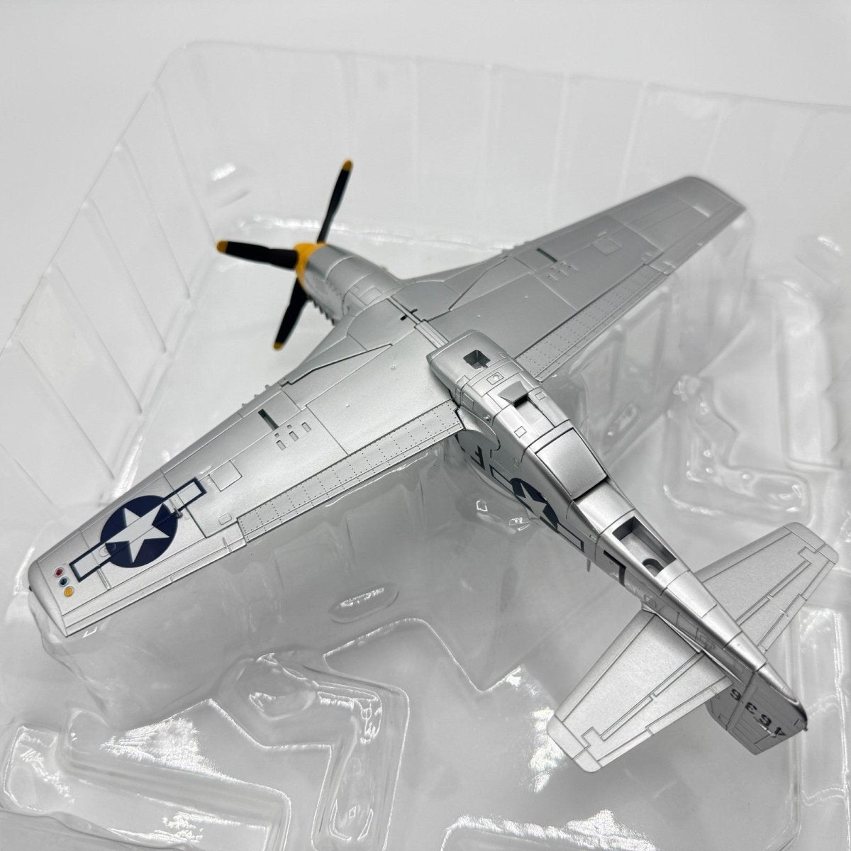 Hobby Master HA7701 1:48 P - 51D Mustang 'Lt Col Glen Eagleston' Limited Edition - Hobby Master
