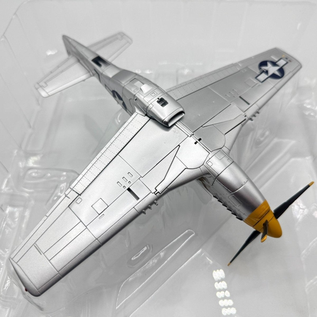 Hobby Master HA7701 1:48 P - 51D Mustang 'Lt Col Glen Eagleston' Limited Edition - Hobby Master