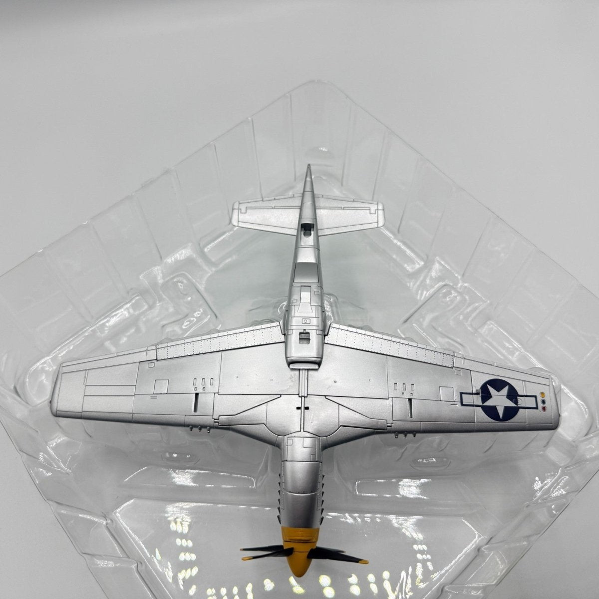 Hobby Master HA7701 1:48 P - 51D Mustang 'Lt Col Glen Eagleston' Limited Edition - Hobby Master