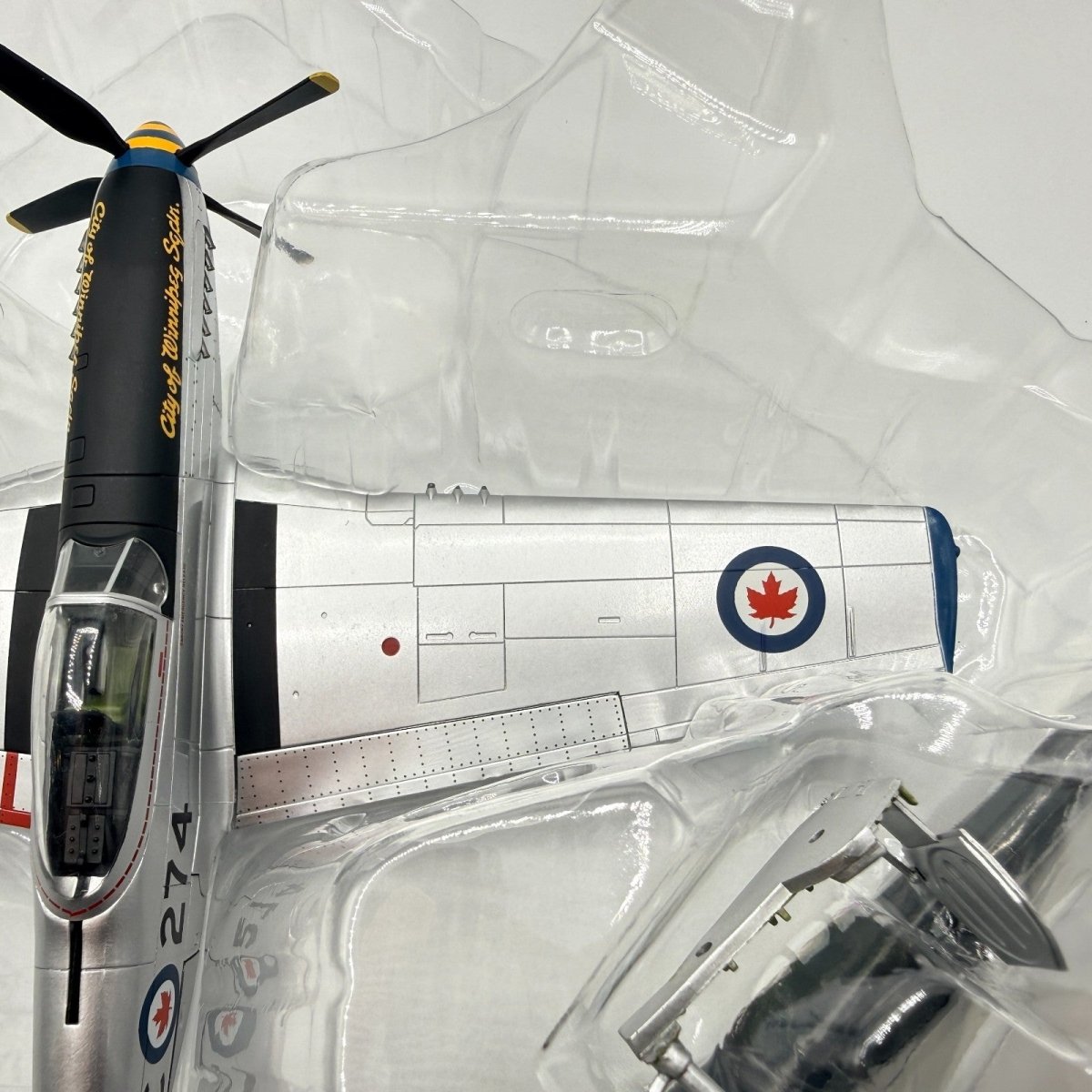 Hobby Master HA7707 1:48 P - 51D Mustang, 402 City of Winnipeg Sqn, RCAF - Hobby Master