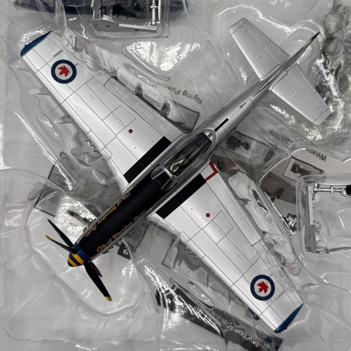 Hobby Master HA7707 1:48 P - 51D Mustang, 402 City of Winnipeg Sqn, RCAF - Hobby Master
