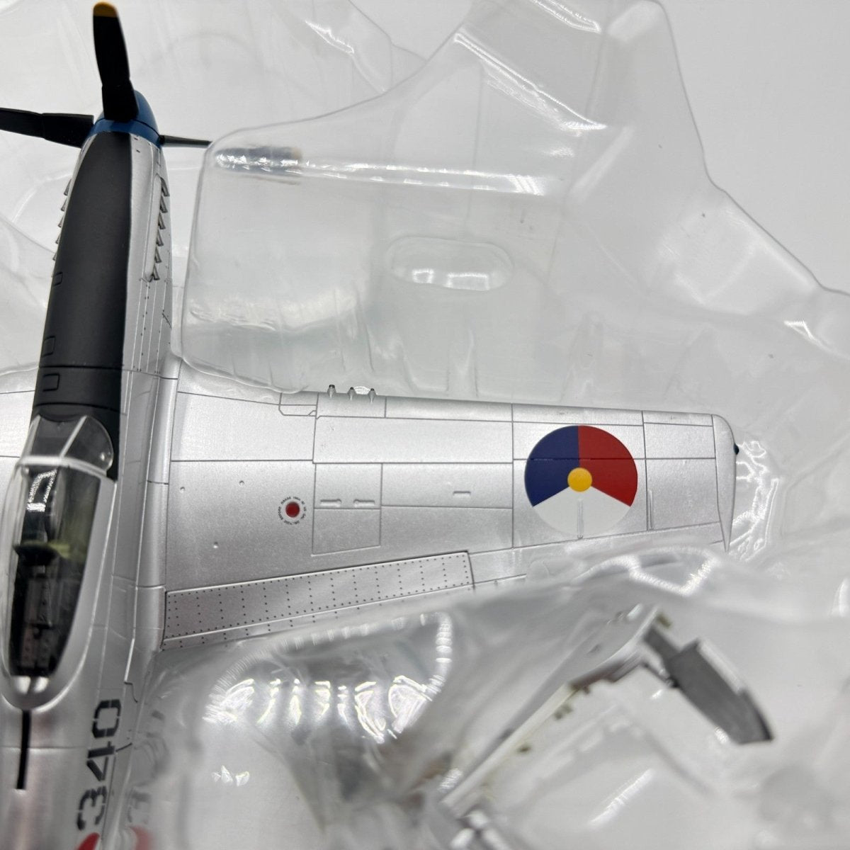 Hobby Master HA7708 1:48 P - 51D Mustang, Netherlands East Indies Air Force - Hobby Master