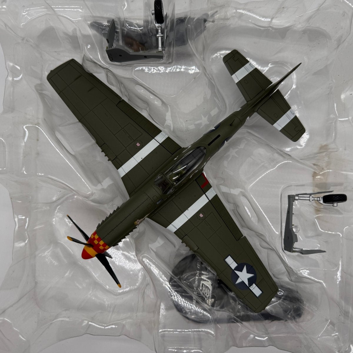 Hobby Master HA7727 1:48 P-51D Mustang USAAF 357th FG Passion Wagon 1945 - Hobby Master