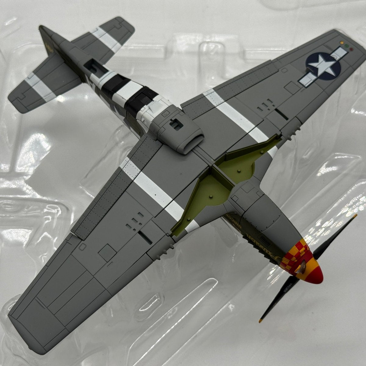 Hobby Master HA7727 1:48 P-51D Mustang USAAF 357th FG Passion Wagon 1945 - Hobby Master