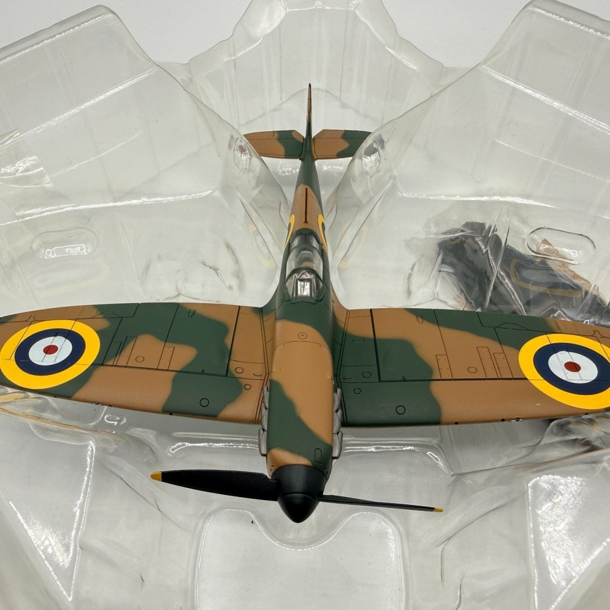 Hobby Master HA7804 1:48 Spitfire "K9795" RAF 19 Sqn, Duxford 1938 - Hobby Master