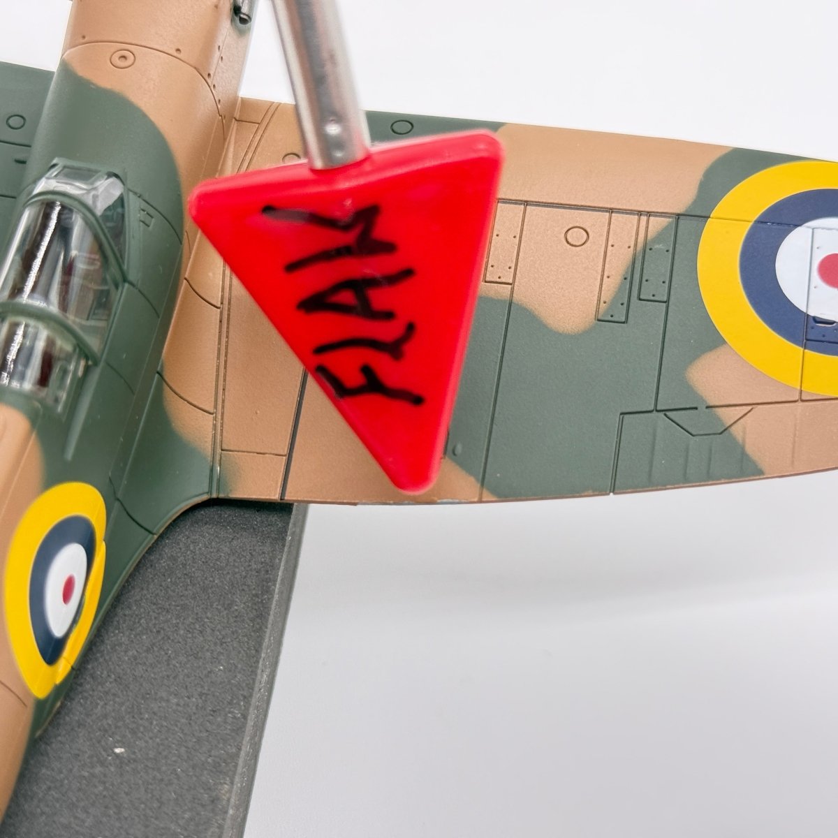 Hobby Master HA7804 1:48 Spitfire "K9795" RAF 19 Sqn, Duxford 1938 - Hobby Master