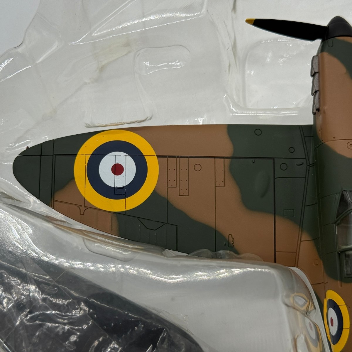 Hobby Master HA7804 1:48 Spitfire "K9795" RAF 19 Sqn, Duxford 1938 - Hobby Master