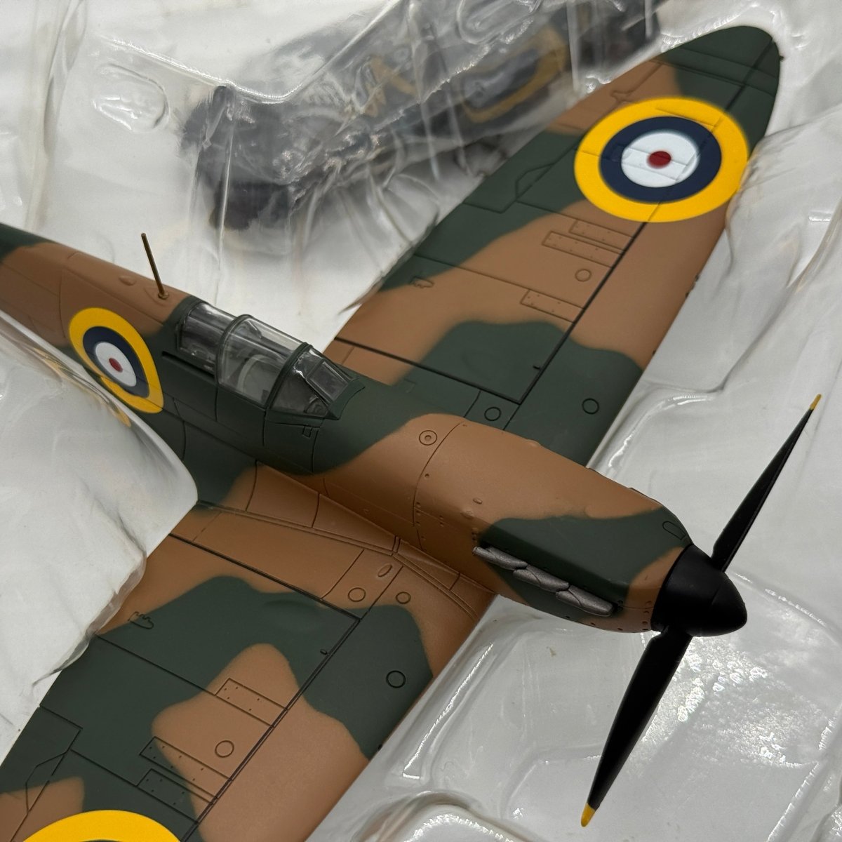 Hobby Master HA7804 1:48 Spitfire "K9795" RAF 19 Sqn, Duxford 1938 - Hobby Master