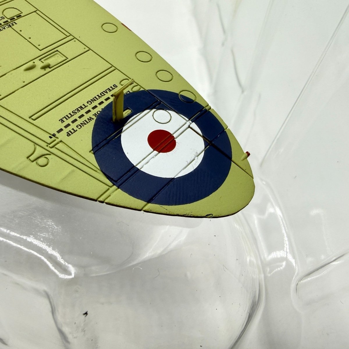 Hobby Master HA7810 1:48 Spitfire Mk.Ia X4179/QV - H, Flt Sgt G Unwin, 19 Sqn - Hobby Master