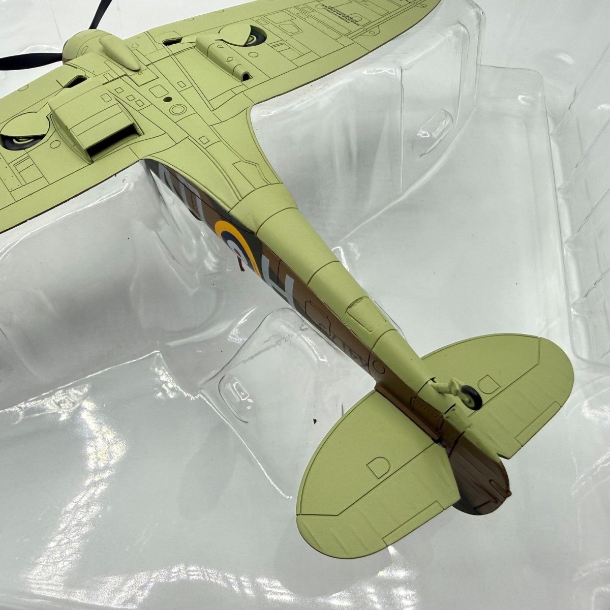 Hobby Master HA7810 1:48 Spitfire Mk.Ia X4179/QV - H, Flt Sgt G Unwin, 19 Sqn - Hobby Master