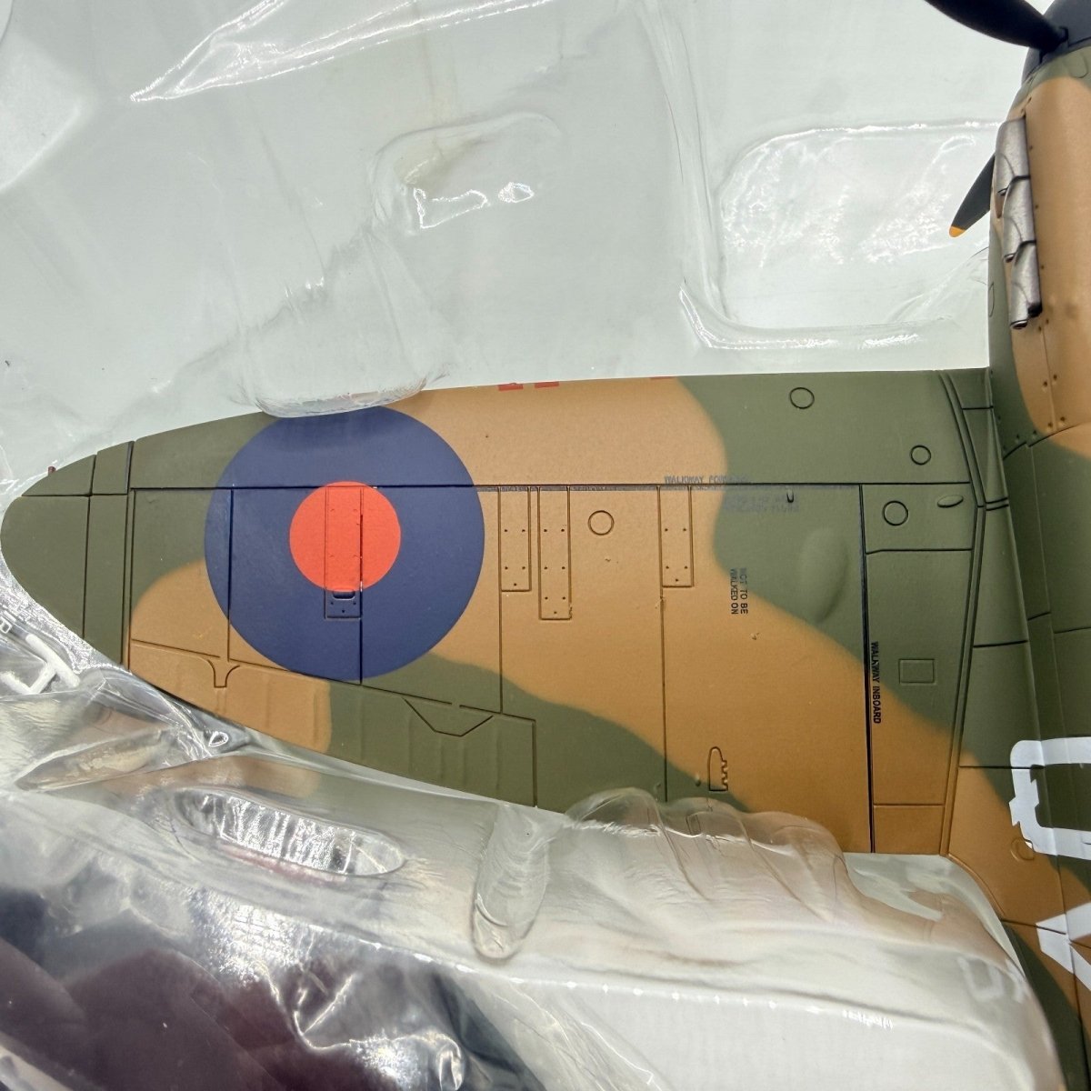 Hobby Master HA7812 1:48 Spitfire Mk.IIa P7423/QV - Y, Arthur Blake 19 Sqn 1940 - Hobby Master