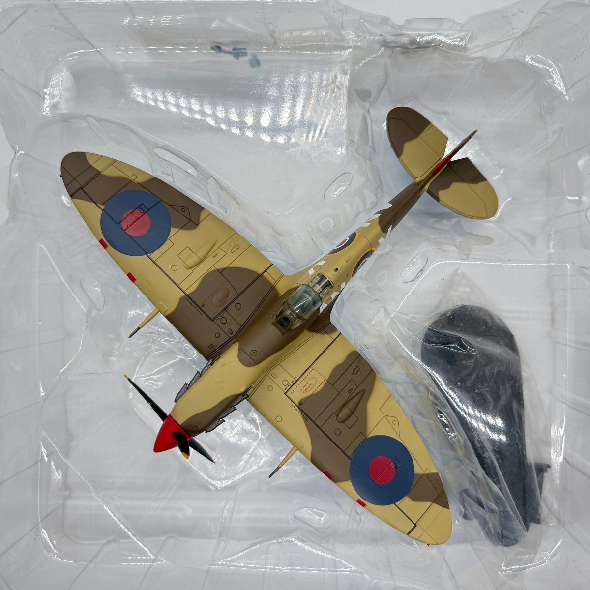 Hobby Master HA7851 1:48 Supermarine Spitfire Mk V RCAF No.417 Sqn AN-V BR487 Tunisia 1943 - Hobby Master