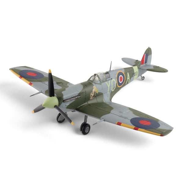 Hobby Master HA7862 1:48 Supermarine Spitfire Mk Vb EN921 YO-A Jack Sheppard RCAF No.401 Sqn Biggin Hill 1943 - Hobby Master