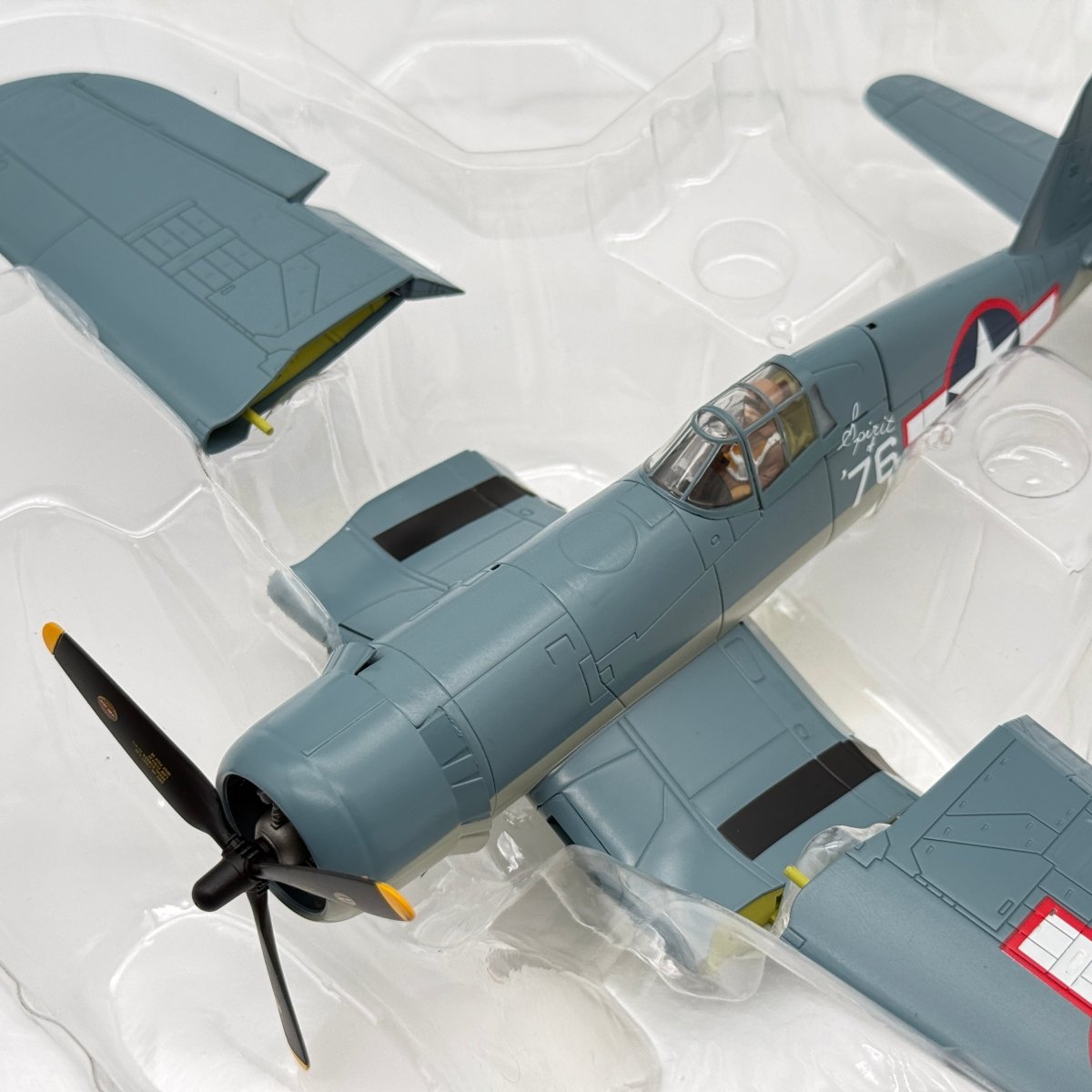 Hobby Master HA8211 1:48 Vought F4U Corsair USMC VMF - 215 Spirit of 76 - Hobby Master