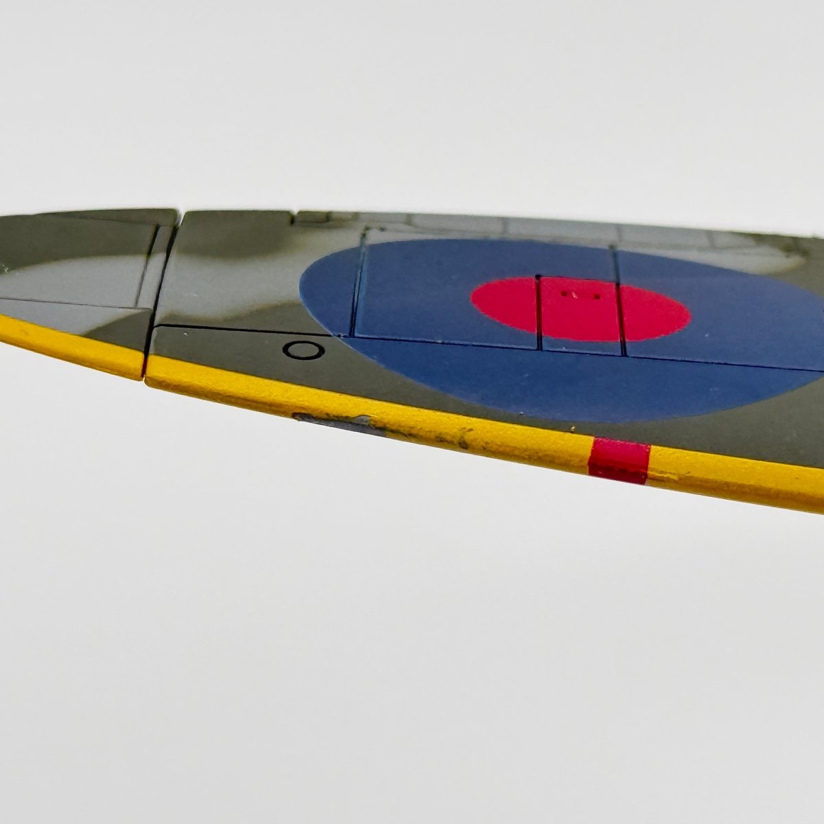 Hobby Master HA8305 1:48 Supermarine Spitfire Mk IX RAF No.312 Czech Sqn Otto Smik 1944 - Hobby Master