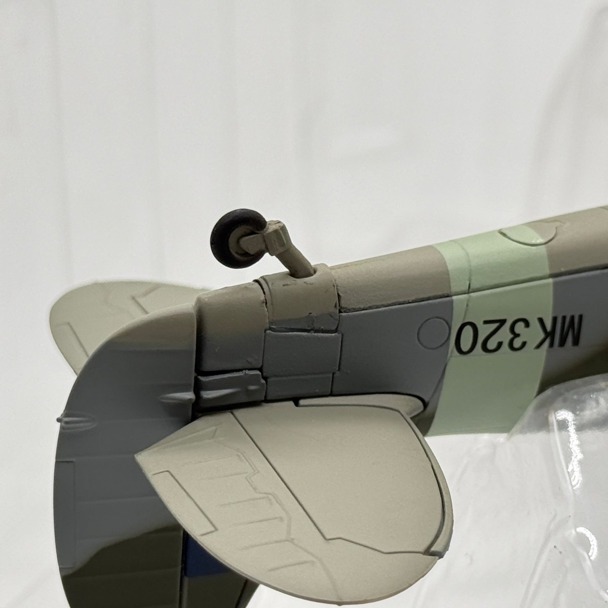 Hobby Master HA8306 1:48 Supermarine Spitfire Mk IX RAF No.322 Dutch Sqn 1944 - Hobby Master