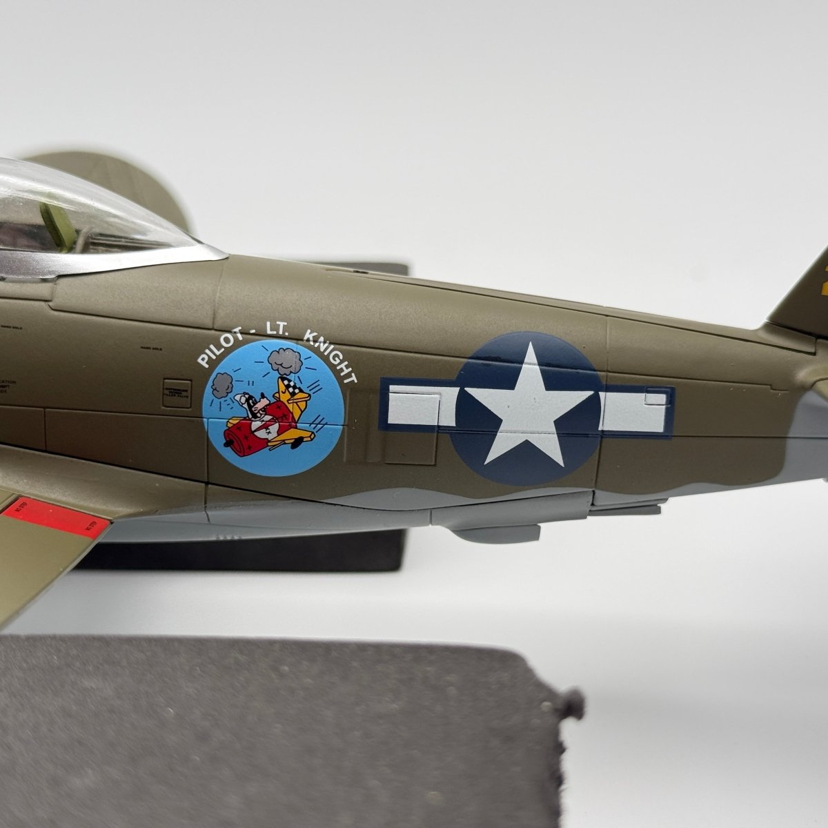 Hobby Master HA8408 1:48 Republic P - 47D Thunderbolt Raymond Knight Oh Johnnie - Hobby Master
