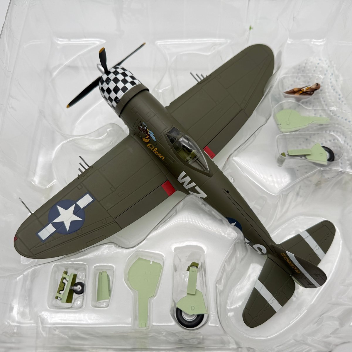 Hobby Master HA8410 1:48 Republic P - 47D Thunderbolt USAAF 78th FG Eileen - Hobby Master